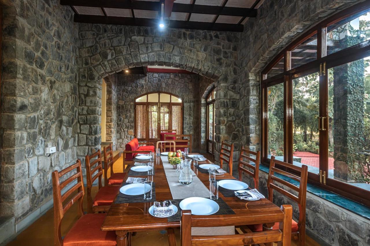 Saffronstays Alma Grove, Kashid Exteriör bild