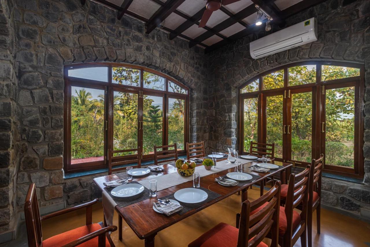 Saffronstays Alma Grove, Kashid Exteriör bild